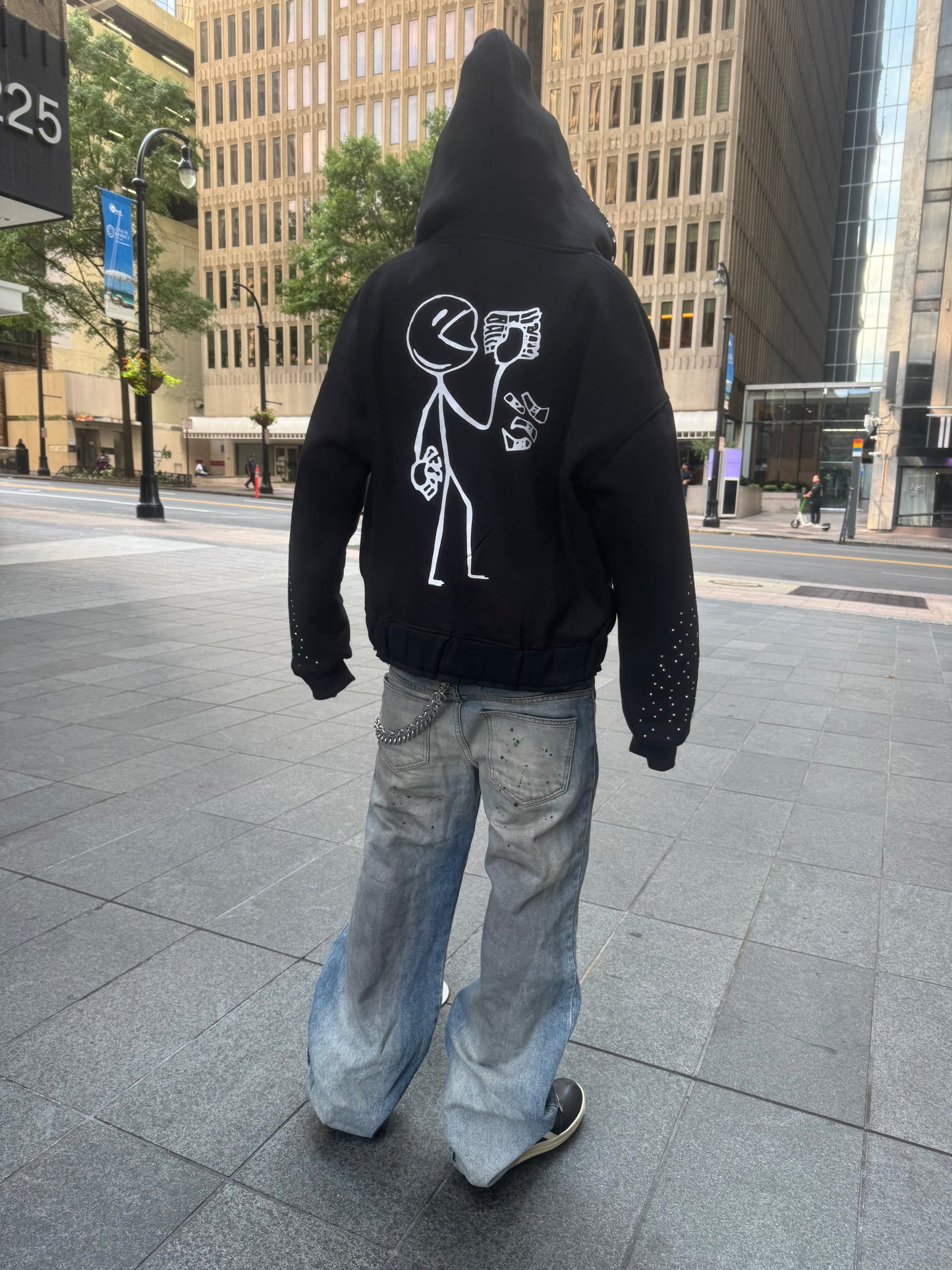 Black 'Neva Hungry. Keep a Yamsamwich" Zip-up