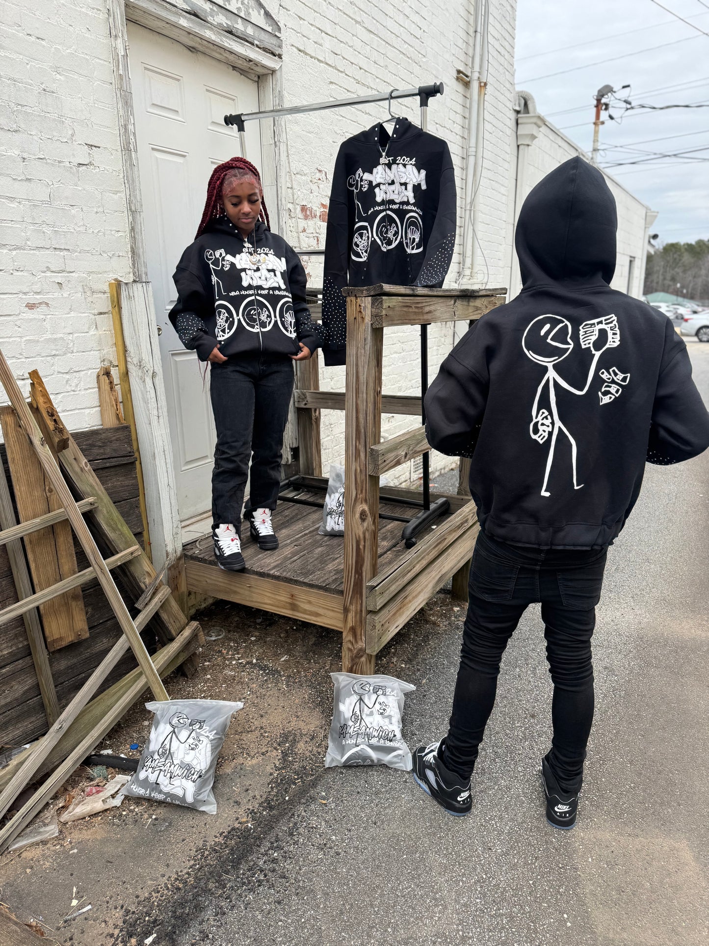 Black 'Neva Hungry. Keep a Yamsamwich" Zip-up