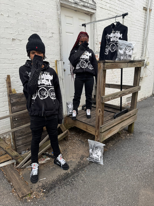 Black 'Neva Hungry. Keep a Yamsamwich" Zip-up