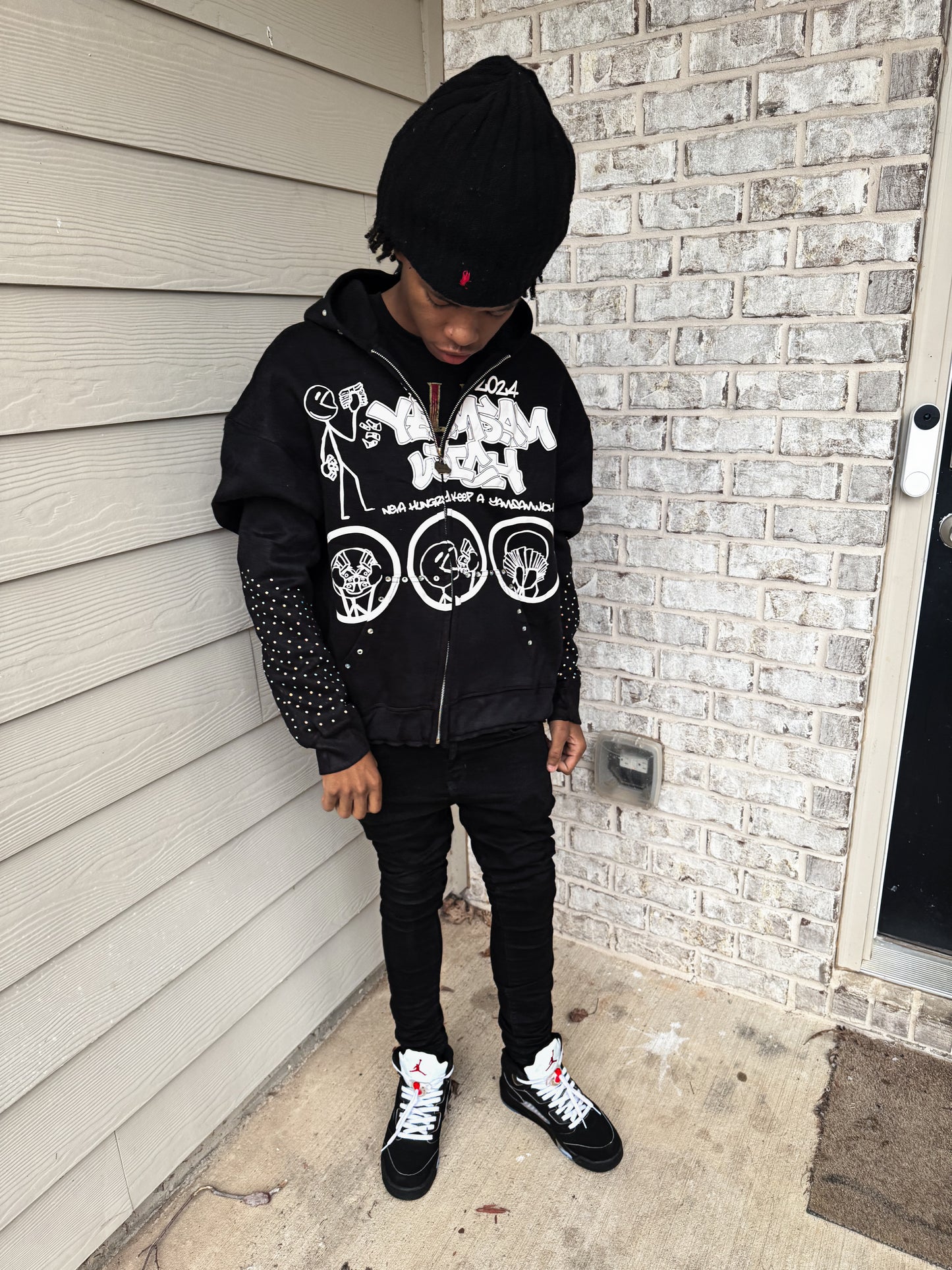 Black 'Neva Hungry. Keep a Yamsamwich" Zip-up