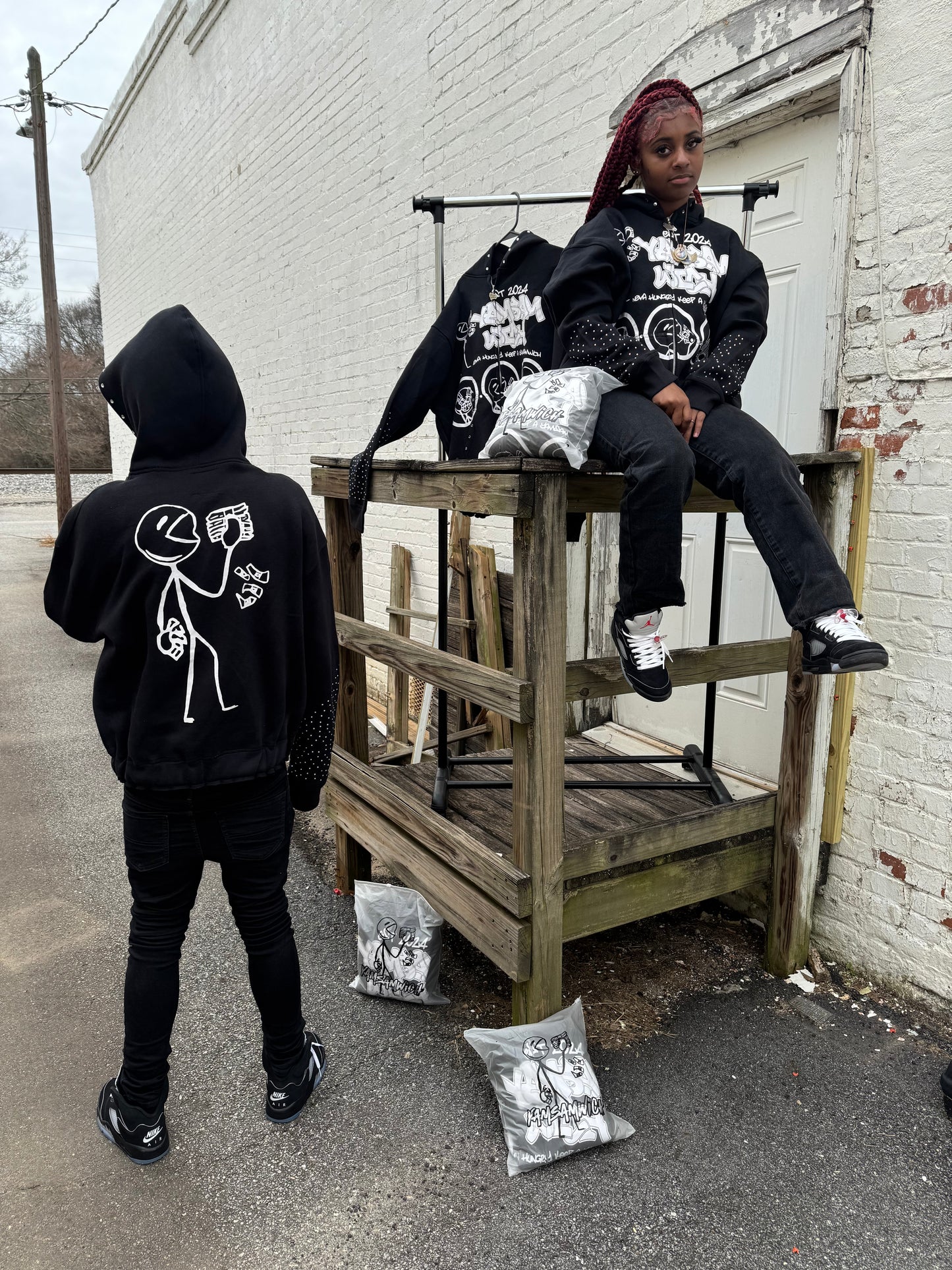 Black 'Neva Hungry. Keep a Yamsamwich" Zip-up